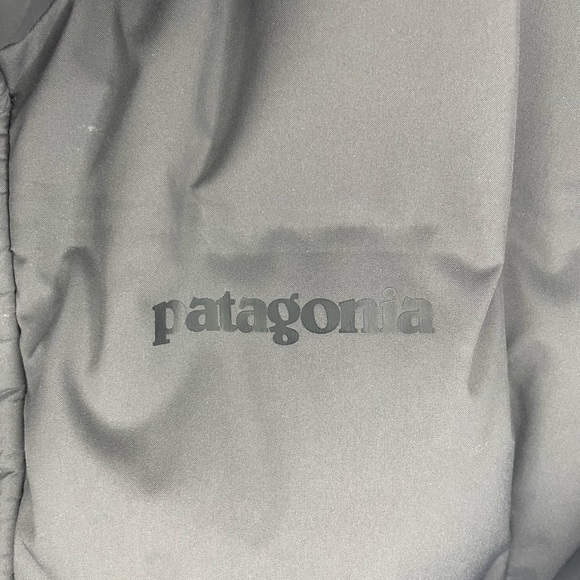 Patagonia Men’s Jackson Glacier Down Parka Puffer Coat in Grey Size L - Picture 4 of 10